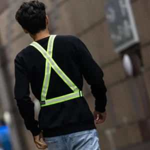 Harnais jaune réfléchissant réglable pour piéton ou cycliste