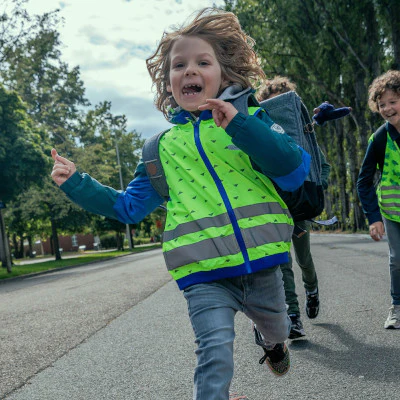 Gilet réfléchissant enfants jaune fluo Jackson Go Fluo – Image 2