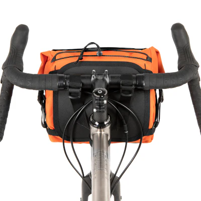 Sacoche de guidon orange Bar Pack Restrap 10 L – Image 3