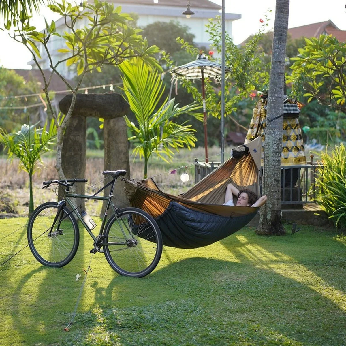 Système de fixation hamac avec vélo Ticket to the Moon 2nd Tree Kit